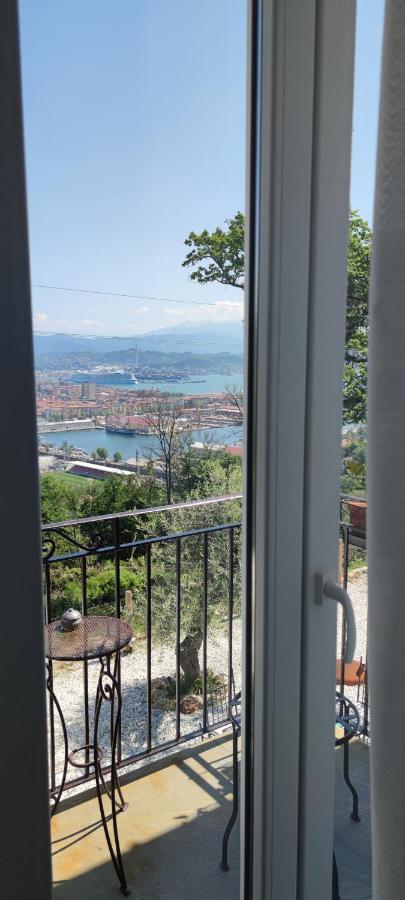 Agriturismo Belvedere 9 La Spezia Luaran gambar